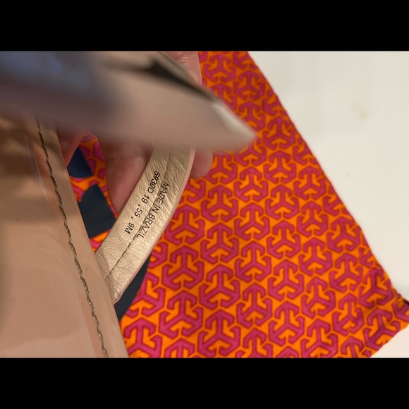 Tory Burch Miller Sandals Size 9 - Picture 8 of 9